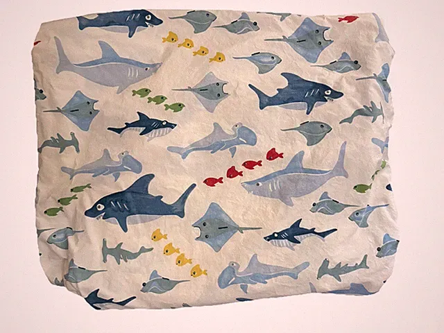 Pottery Barn Kids Shark Bite Ocean Nautical Fitted Sheet Twin